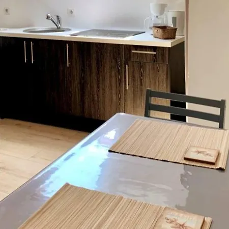 Le Cosy, T1 A 50m De La Mer, Centre Apartman *